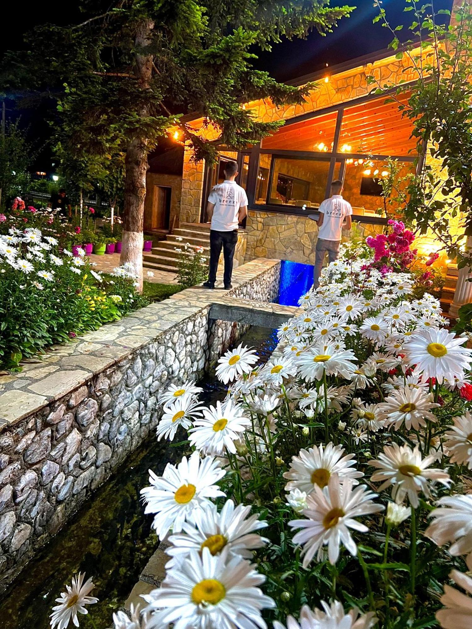 Breezy Hotel Valbone Exterior photo