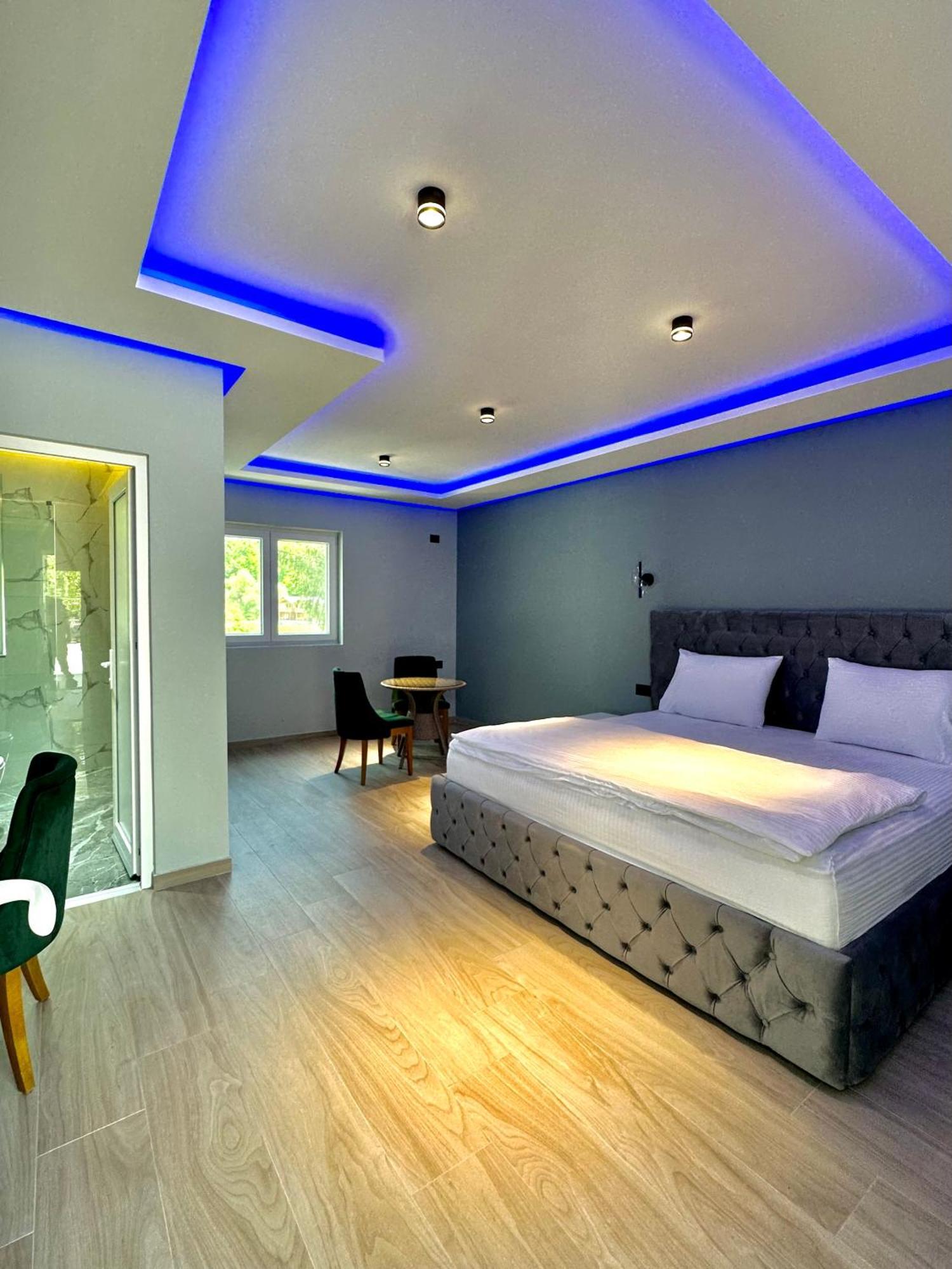Breezy Hotel Valbone Room photo